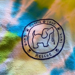 Puppie love XL long sleeve tie dye shirts.